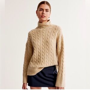 Abercrombie Cable Knit Cream Sweater